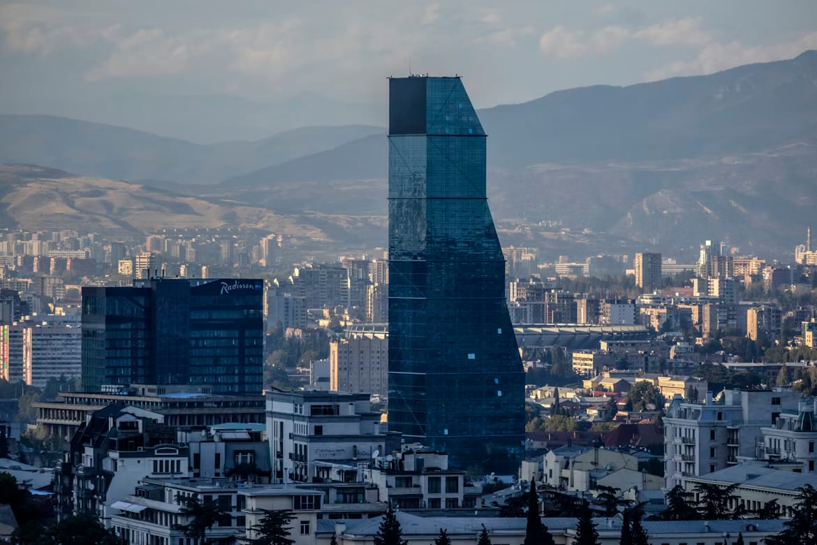Снимок 3, отель «Orion Tbilisi» · Тбилиси